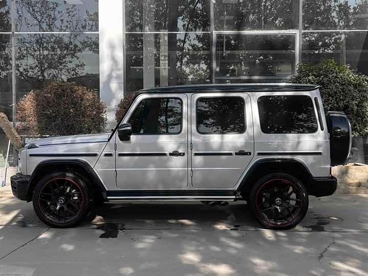 Фото 2 - Mercedes-Benz G-Class