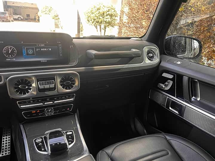 Фото 7 - Mercedes-Benz G-Class