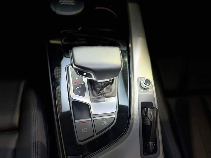 Фото 12 - Audi A5