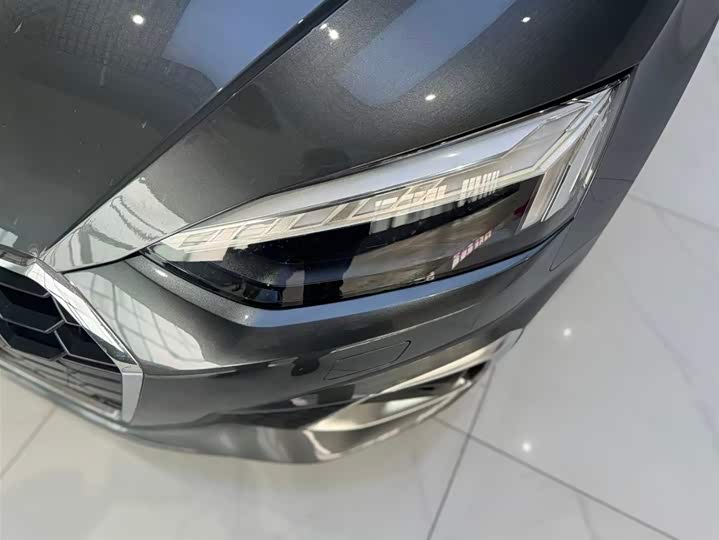 Фото 16 - Audi A5