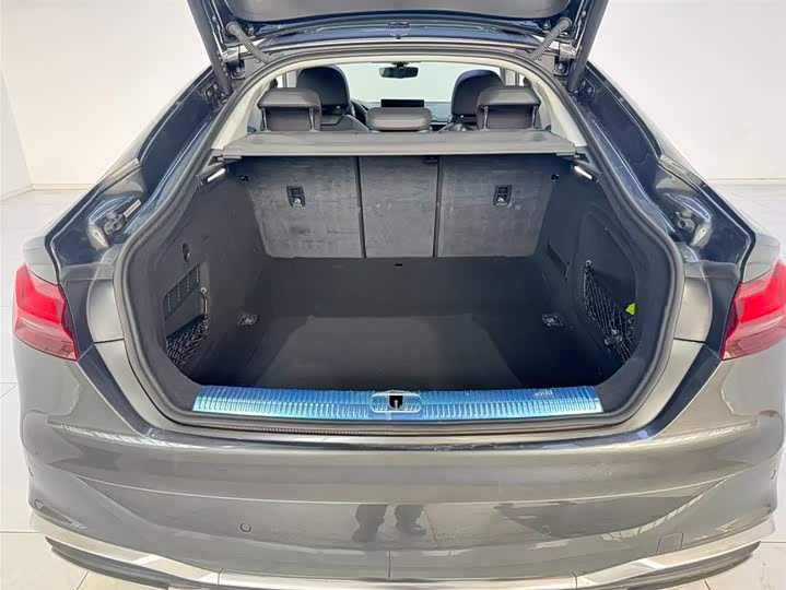 Фото 6 - Audi A5