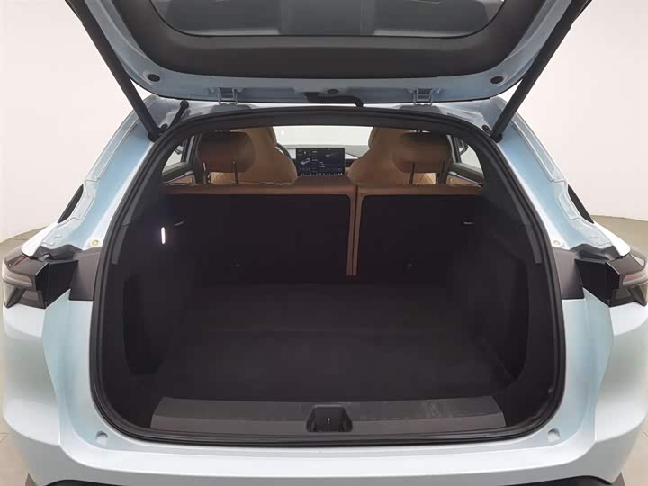 Фото 16 - BAIC Arcfox Alpha T5