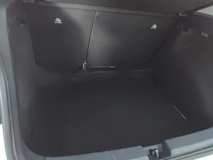 Фото 4 - Volkswagen Tharu