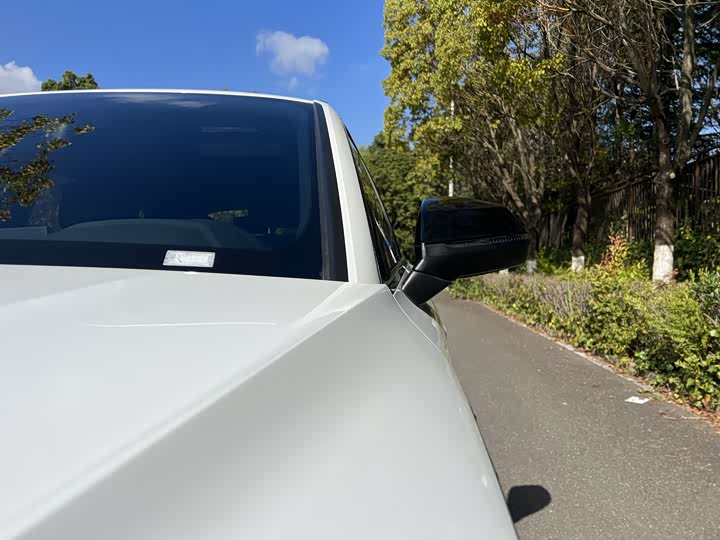 Фото 11 - Audi Q5L