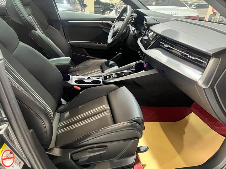 Фото 10 - Audi A3