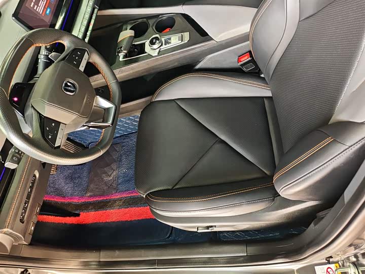 Фото 16 - Changan UNI-V