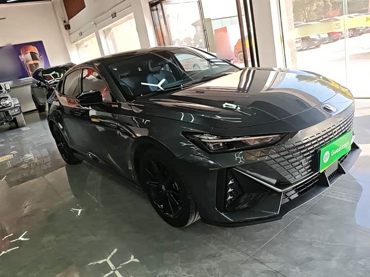 Фото 4 - Changan UNI-V