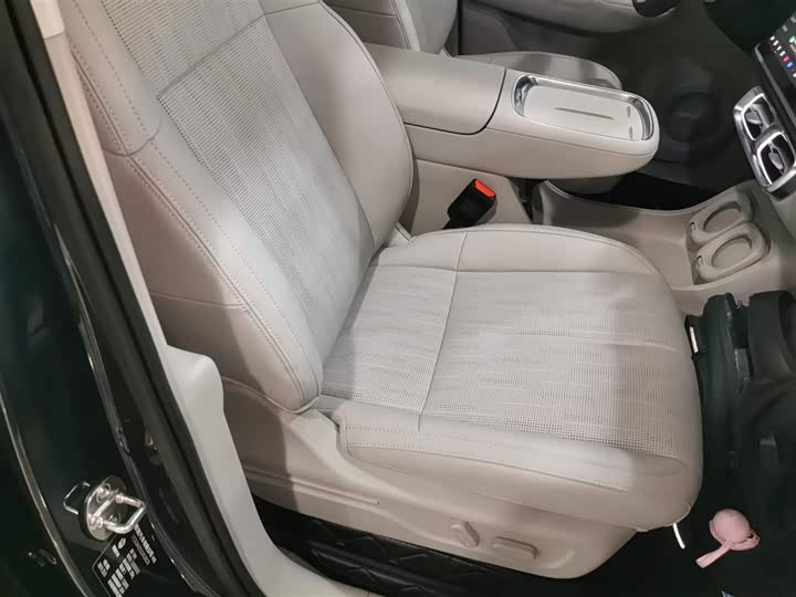 Фото 25 - Leapmotor B10