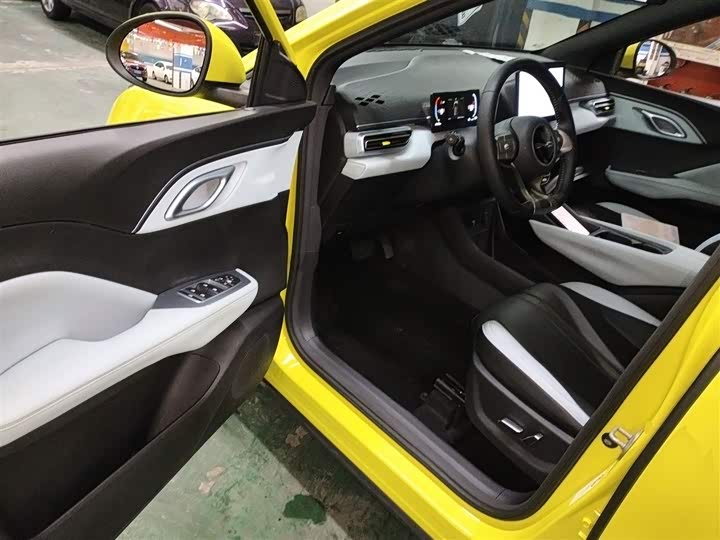 Фото 16 - BYD Seagull