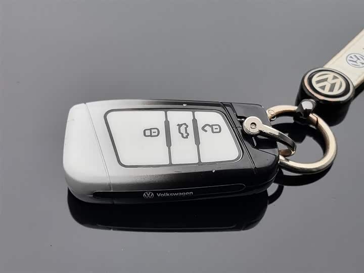 Фото 19 - Volkswagen Passat