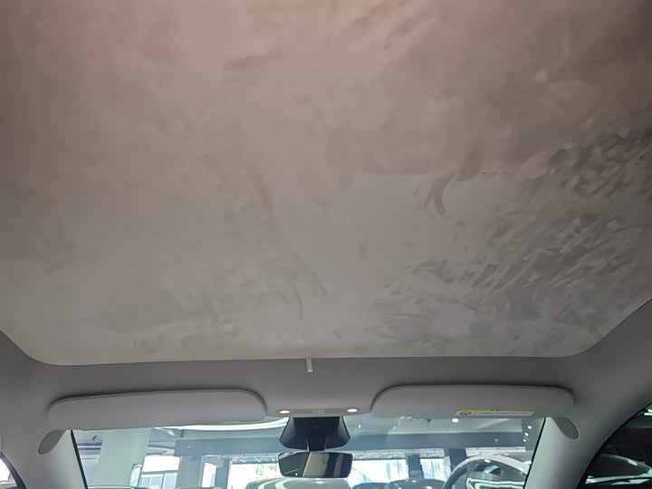 Фото 18 - Tesla Model Y