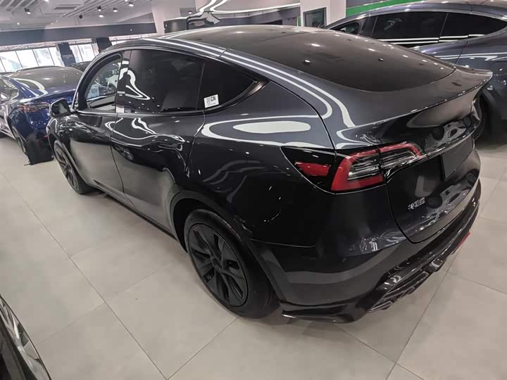 Фото 5 - Tesla Model Y