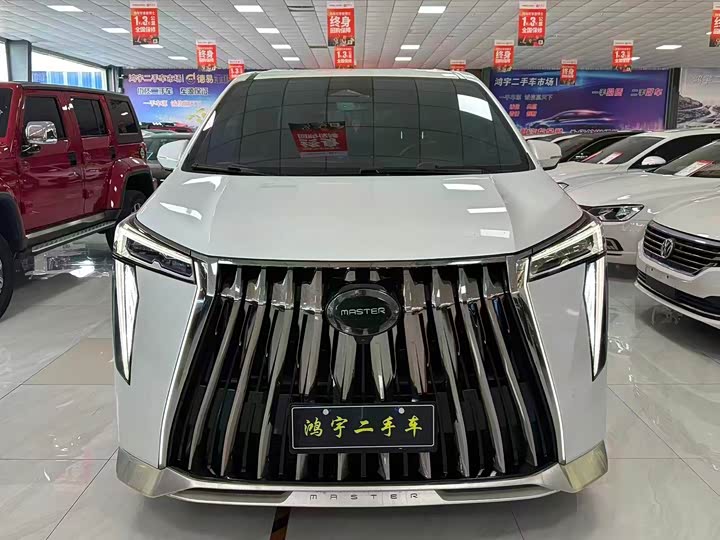 Фото 2 - GAC Trumpchi M8