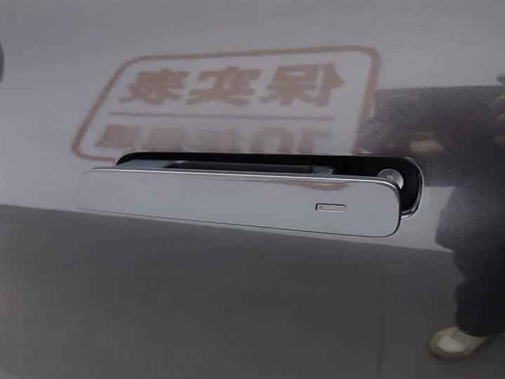 Фото 18 - LiXiang L9