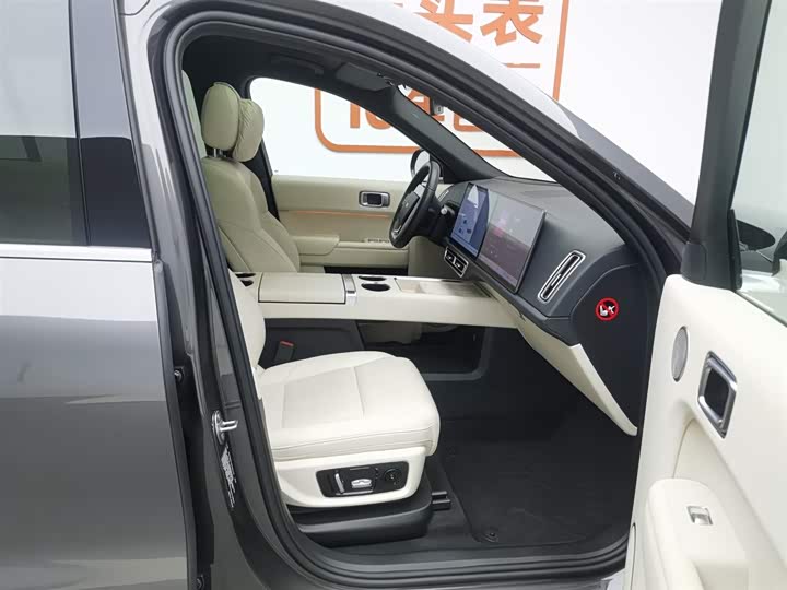 Фото 23 - LiXiang L9