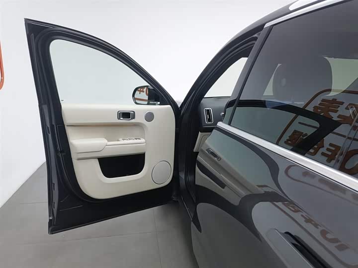 Фото 8 - LiXiang L9