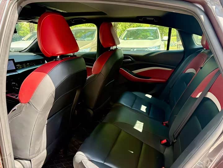 Фото 5 - MG Motor 5