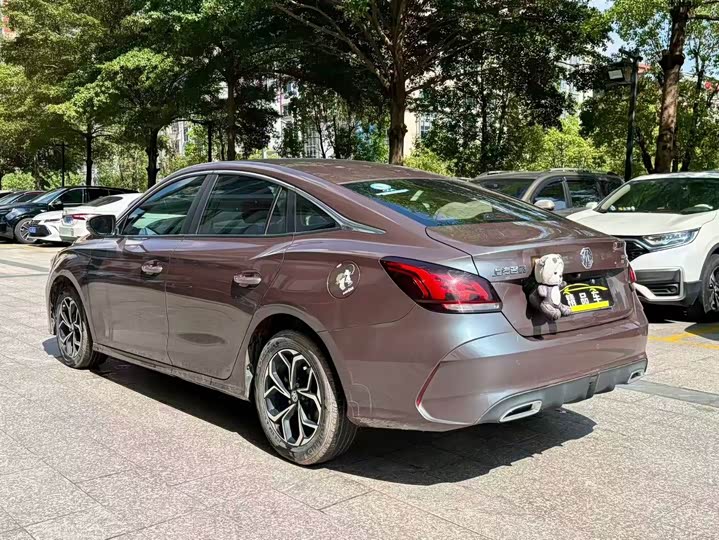 Фото 9 - MG Motor 5