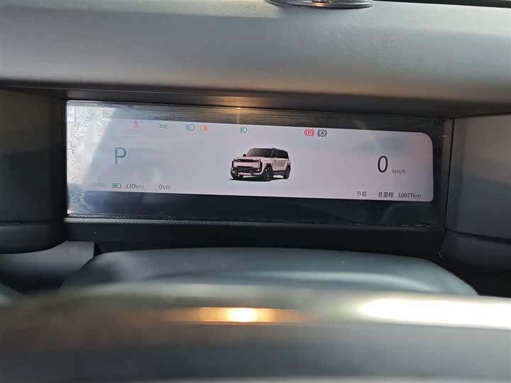 Фото 12 - Chery iCar 03T