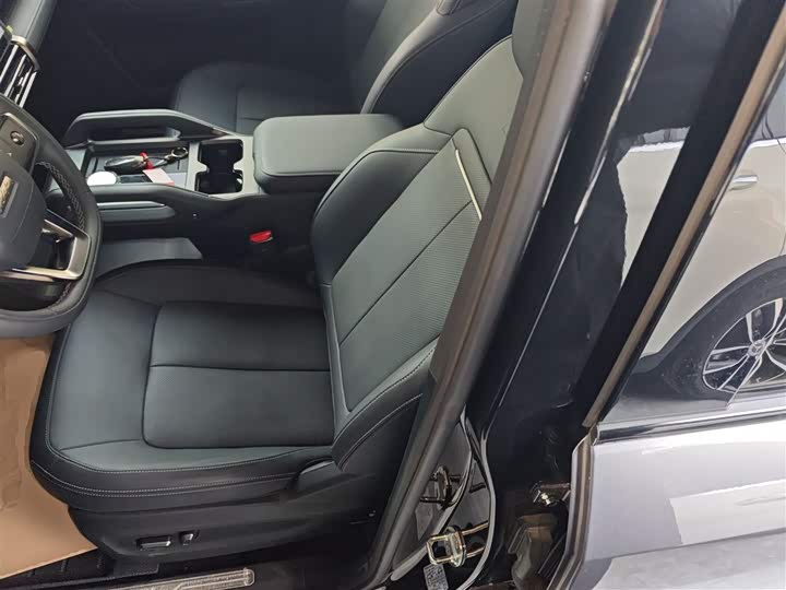 Фото 15 - Chery iCar 03T