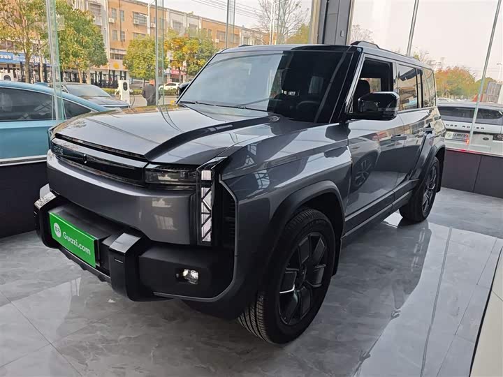 Фото 2 - Chery iCar 03T