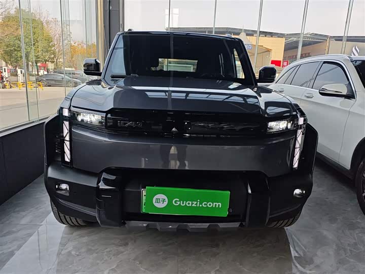 Фото 3 - Chery iCar 03T