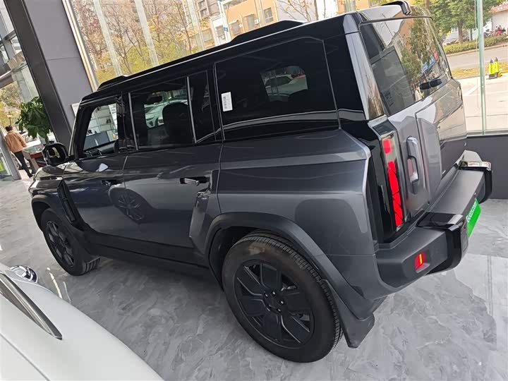 Фото 5 - Chery iCar 03T