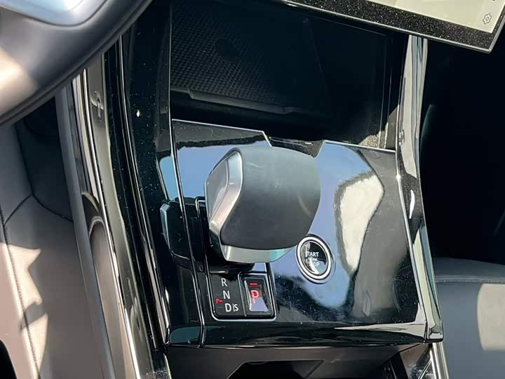 Фото 7 - Land Rover Range Rover Sport