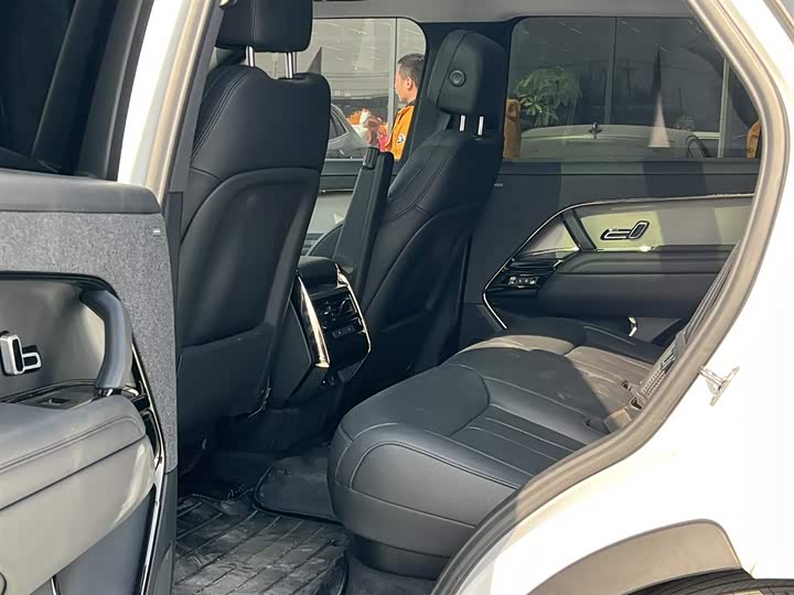 Фото 9 - Land Rover Range Rover Sport