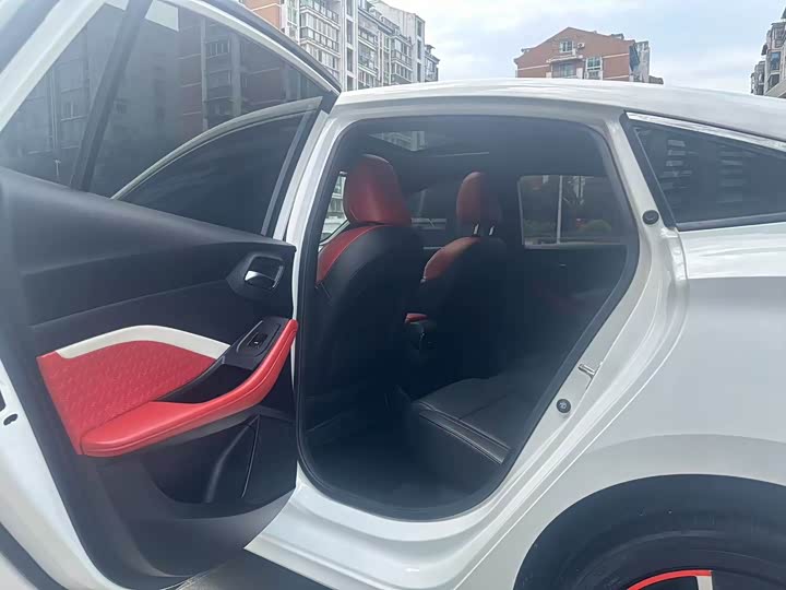 Фото 9 - MG Motor 5