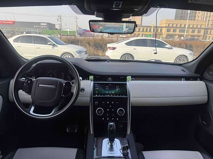 Фото 8 - Land Rover Discovery Sport