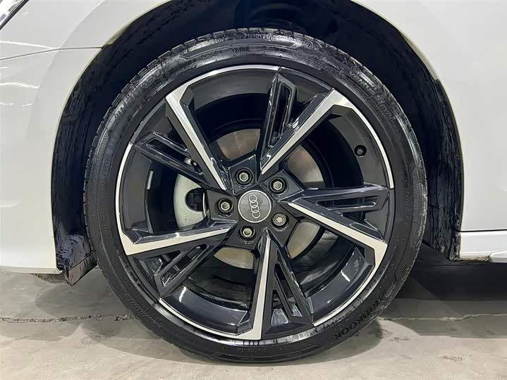 Фото 18 - Audi A3