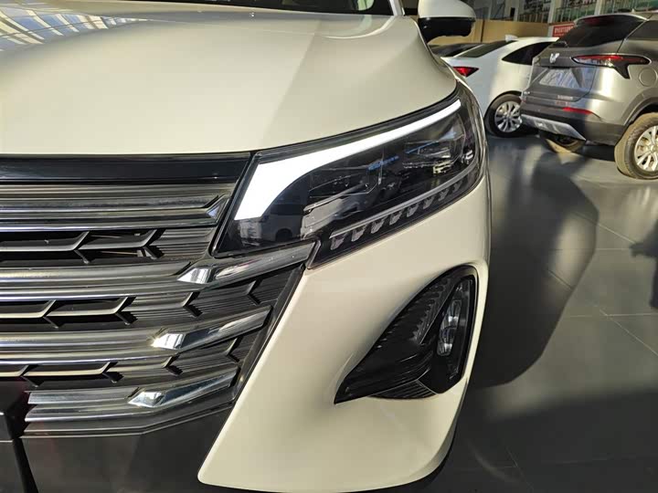 Фото 24 - GAC Trumpchi GS4