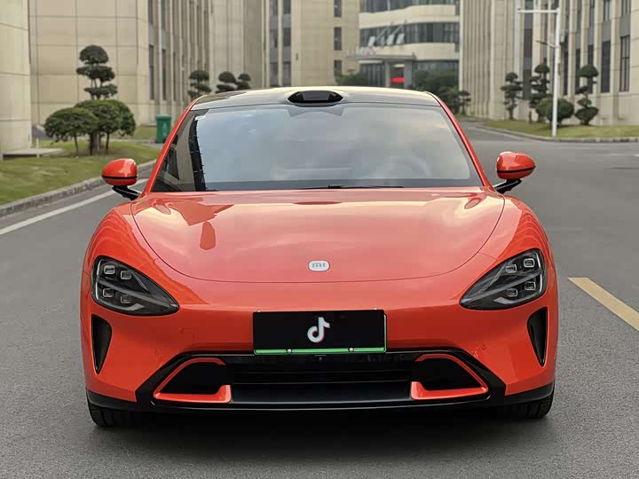 Фото 2 - Xiaomi SU7