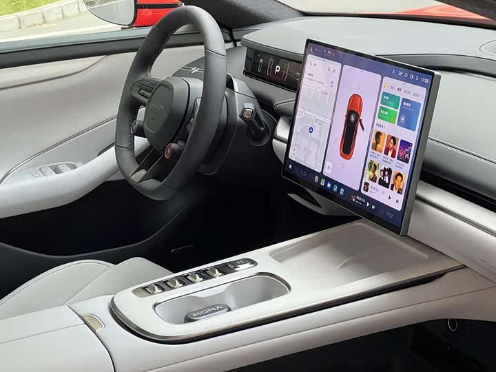 Фото 22 - Xiaomi SU7