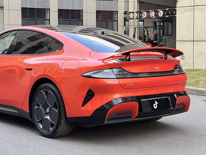 Фото 23 - Xiaomi SU7