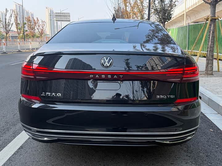 Фото 5 - Volkswagen Passat