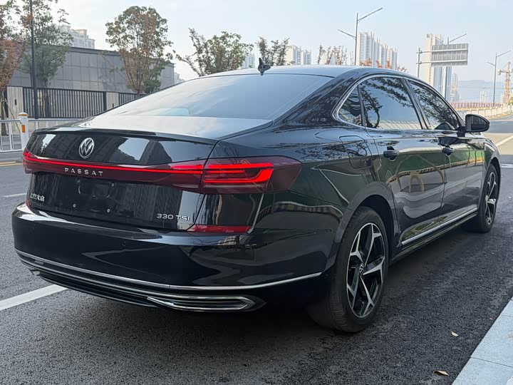 Фото 6 - Volkswagen Passat