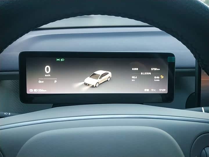 Фото 12 - Leapmotor B01