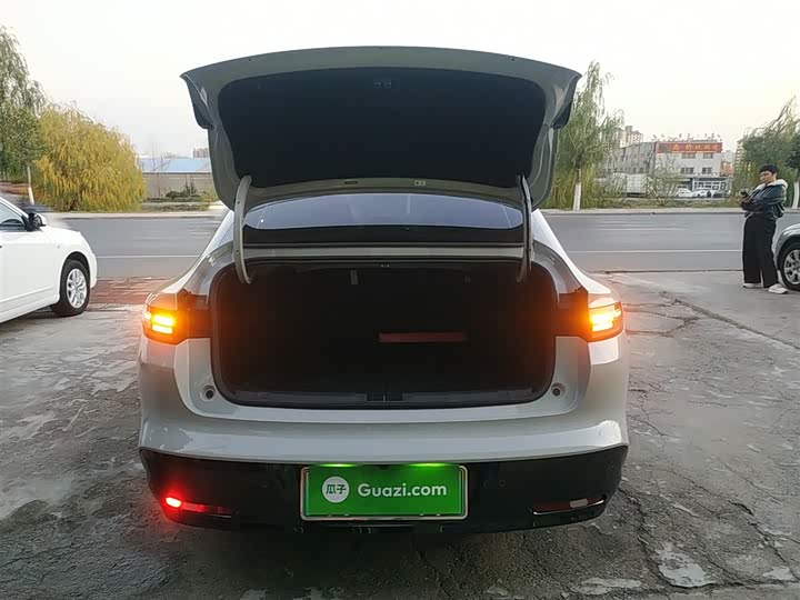 Фото 19 - Leapmotor B01