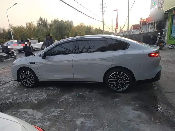 Фото 5 - Leapmotor B01