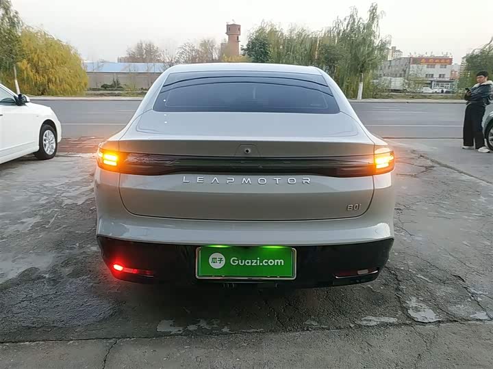Фото 6 - Leapmotor B01