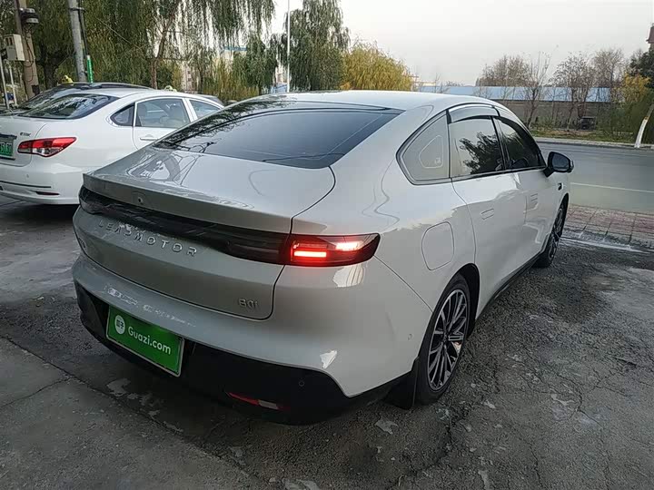 Фото 7 - Leapmotor B01