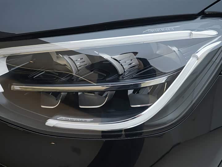 Фото 13 - Mercedes-Benz GLC-Class