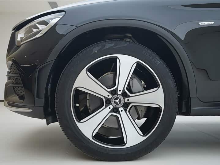 Фото 14 - Mercedes-Benz GLC-Class