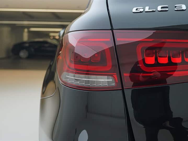 Фото 15 - Mercedes-Benz GLC-Class