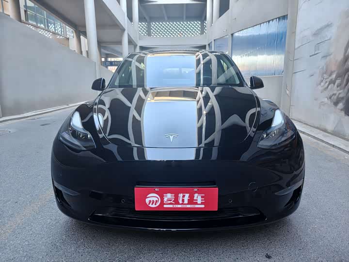 Фото 2 - Tesla Model Y