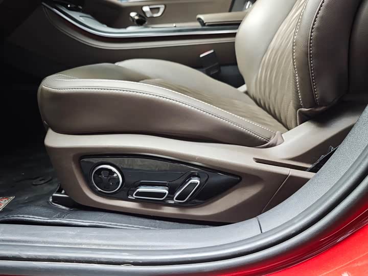 Фото 15 - BYD Han