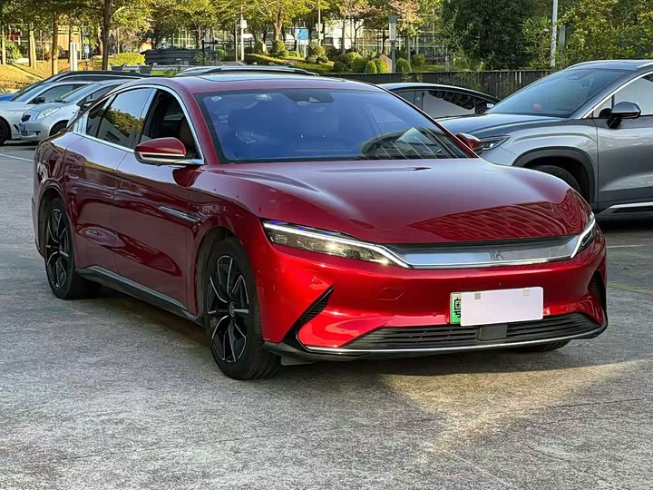 Фото 3 - BYD Han