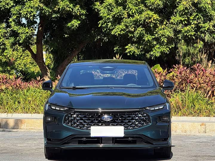 Фото 2 - Ford Mondeo